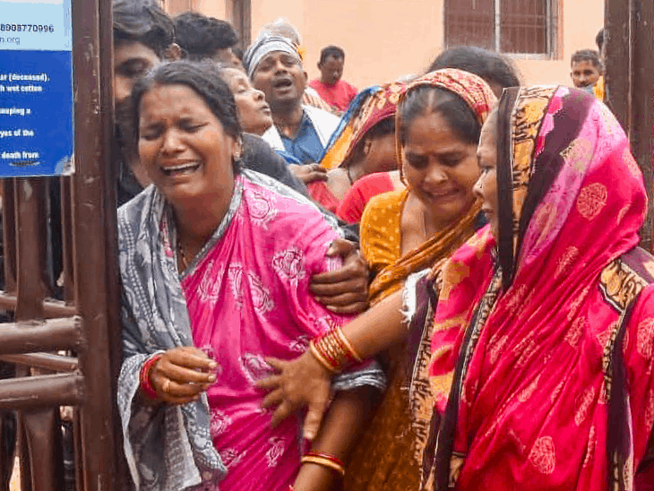 पुरी भगदड़-एग्जिट गेट बंद कर VIP एंट्री हो रही थी:प्रत्यक्षदर्शी बोले- ट्रक घुसने से भगदड़ मची, एंबुलेंस दूर खड़ी थी, लोगों ने घायलों को उठाया