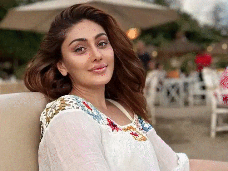 शेफाली जरीवाला के निधन से इंडस्ट्री सदमे में:मीका सिंह बोले, सबसे प्यारी दोस्त चली गई, हिमांशी खुराना ने ‘बिग बॉस’ को बताया शापित