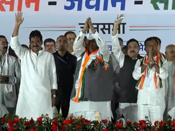 खड़गे बोले- नीतीश-नायडू की टांगों पर चल रहे मोदी:रायपुर में कहा- हर जगह गरीबों को लूट रहे, कांग्रेस कार्यकर्ता मर-मिटने को तैयार